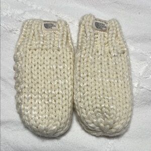 The North Face Kids Cream Knitted mittens